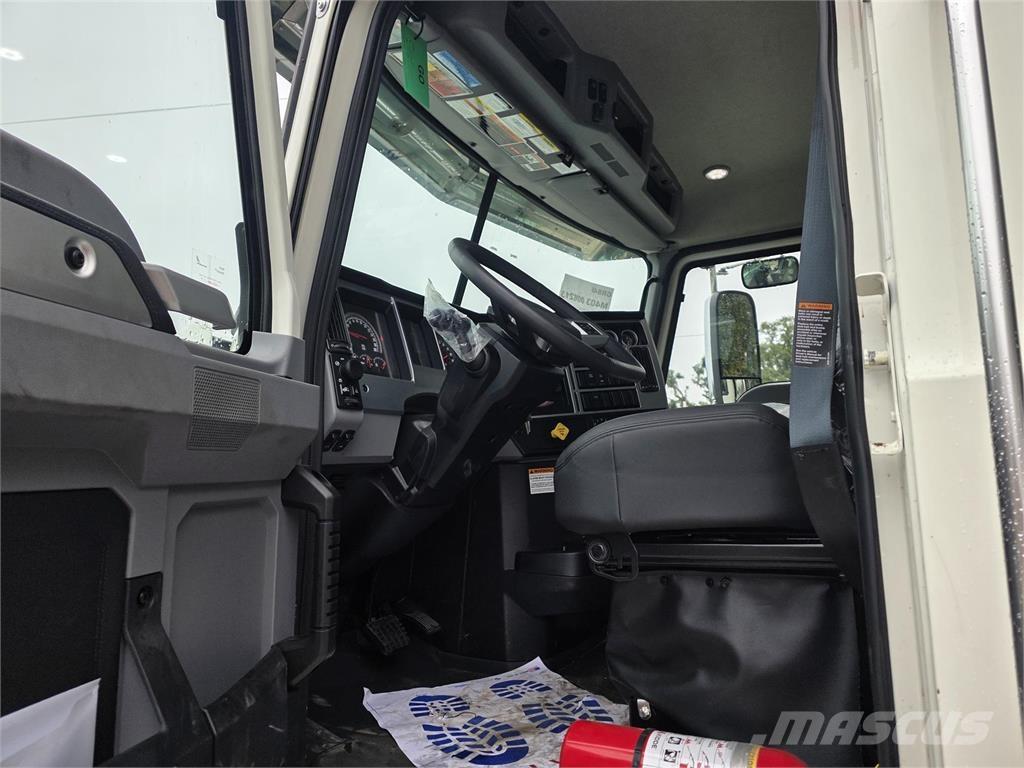 Mack GR84F 傾卸式卡車