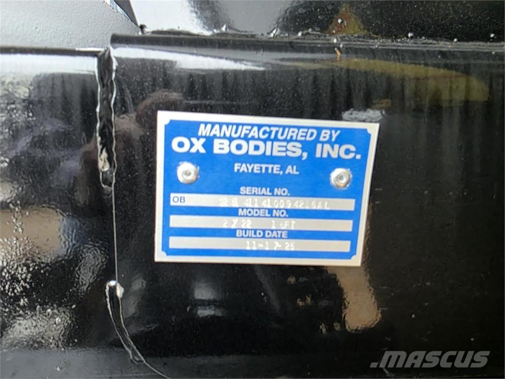 Mack GR84F 傾卸式卡車