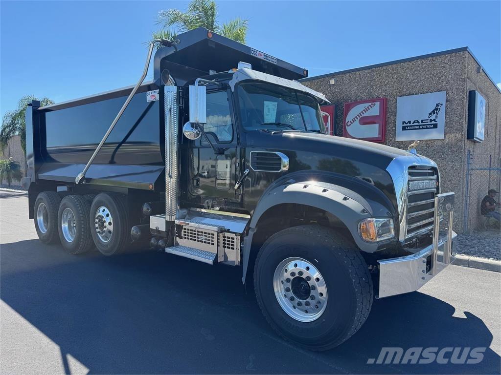 Mack GR84FR 傾卸式卡車