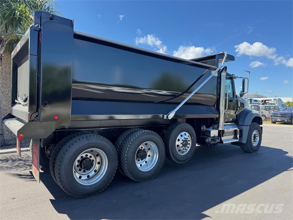 Mack GR84FR 傾卸式卡車
