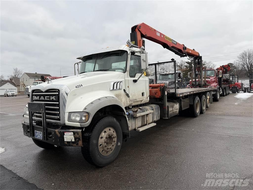 Mack GU700 商用底盤車