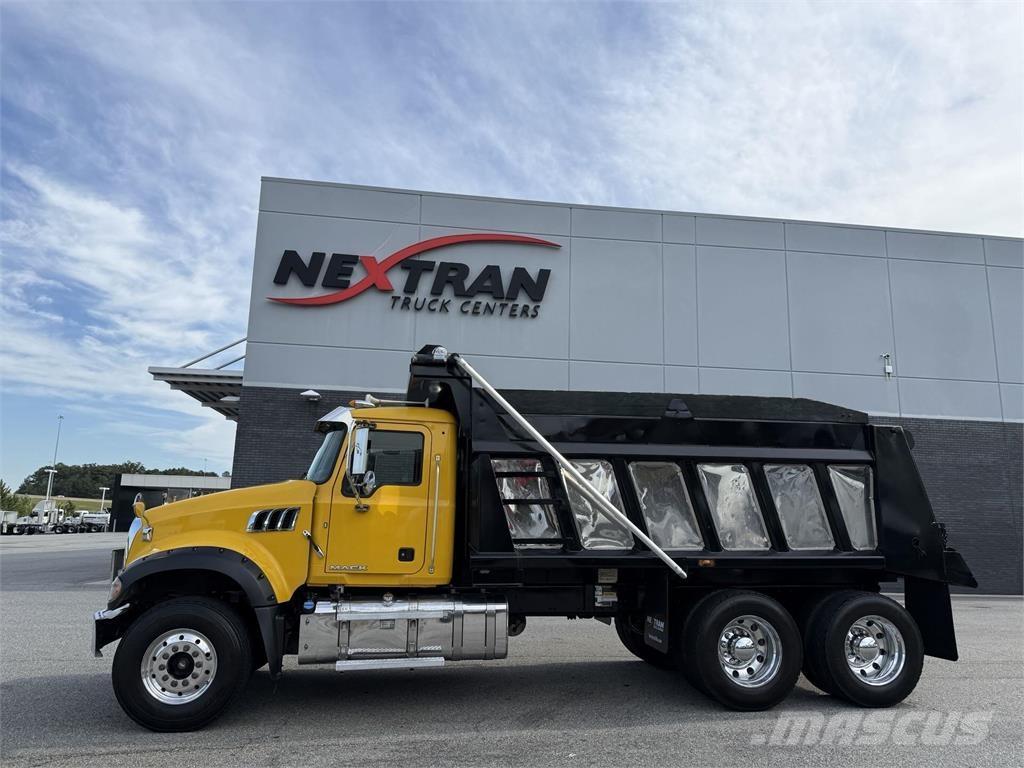 Mack GU713 傾卸式卡車