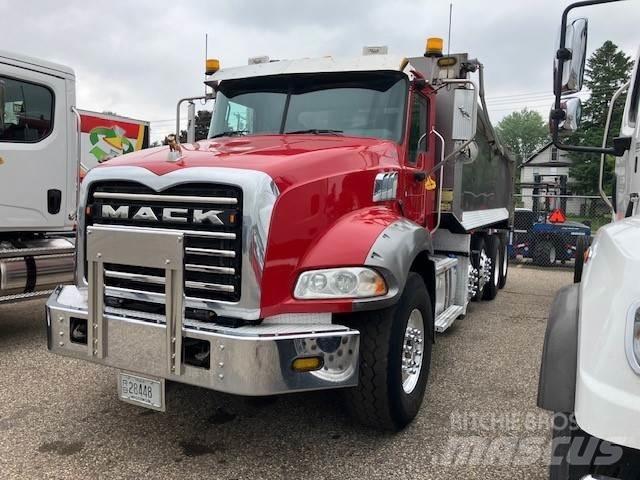 Mack GU800 商用底盤車