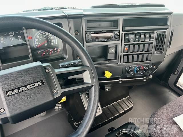 Mack MD6 42R 商用底盤車