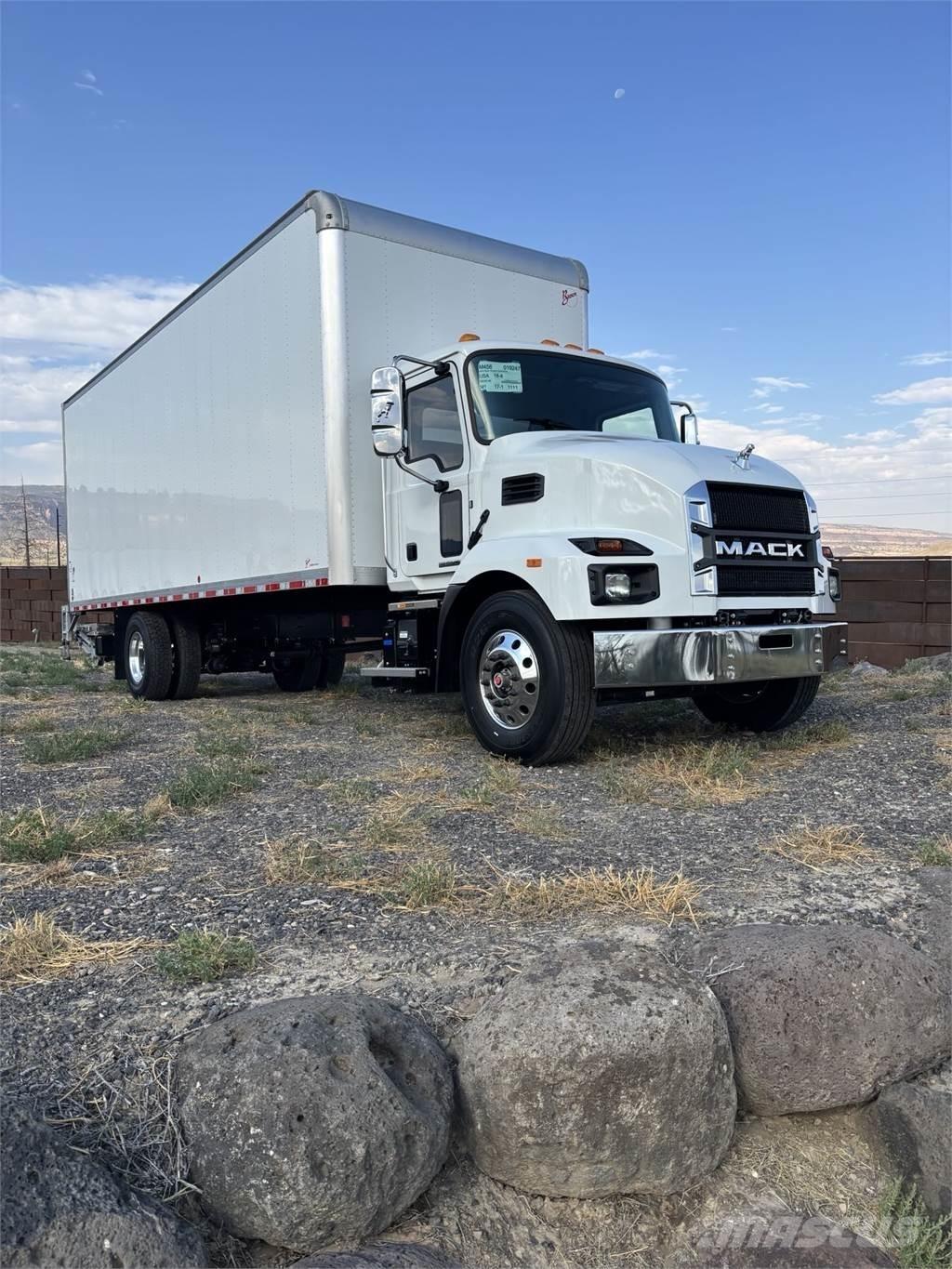 Mack MD6 42R 商用底盤車