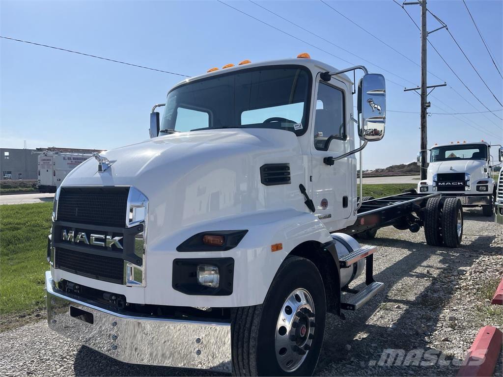 Mack MD6 42R 商用底盤車