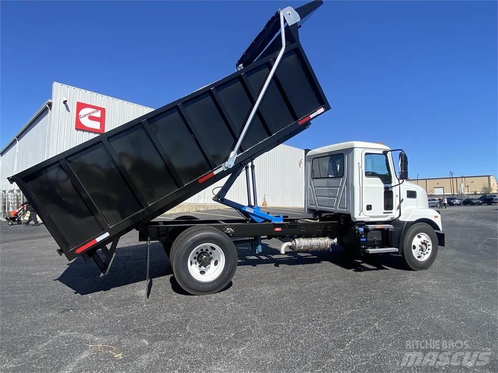Mack MD6 42R 商用底盤車