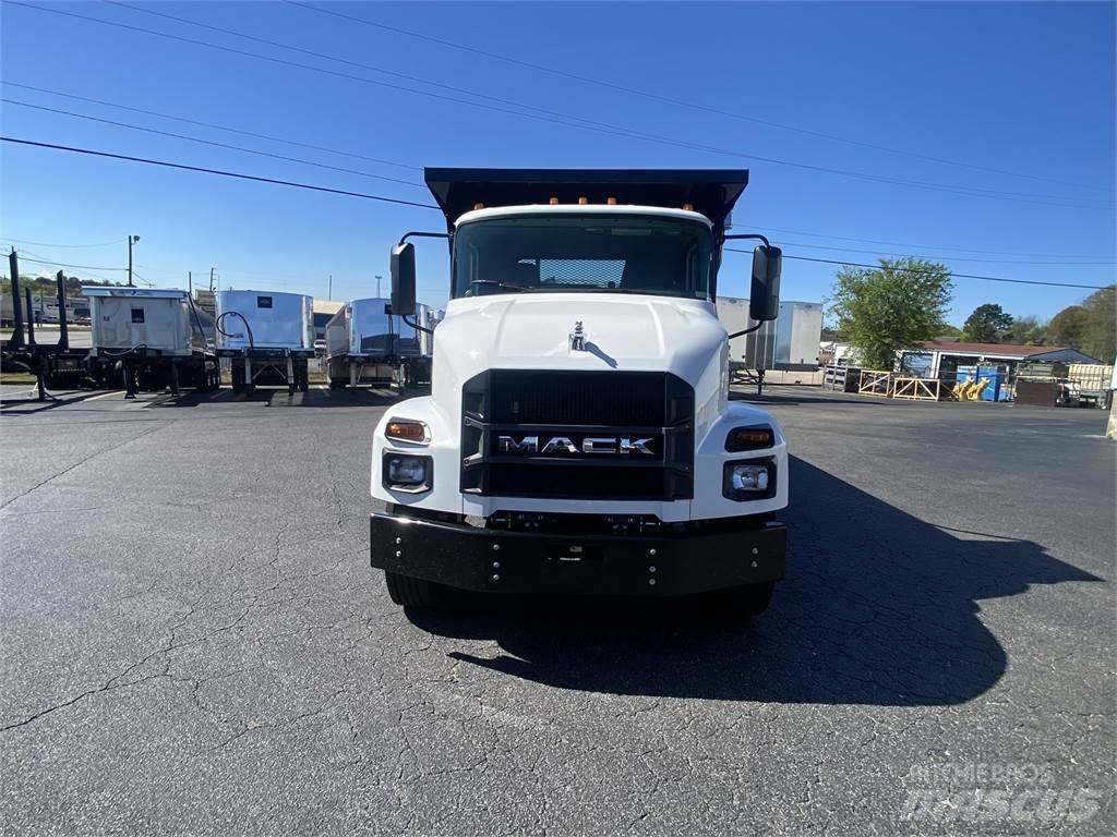 Mack MD6 42R 商用底盤車