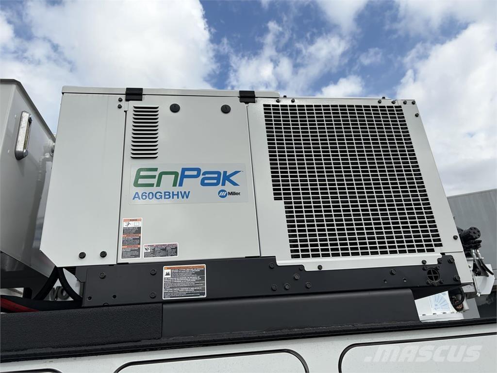 Mack MD6 42R 其他貨車