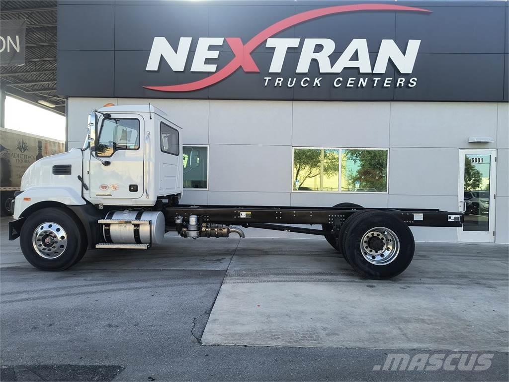 Mack MD7 42R 商用底盤車