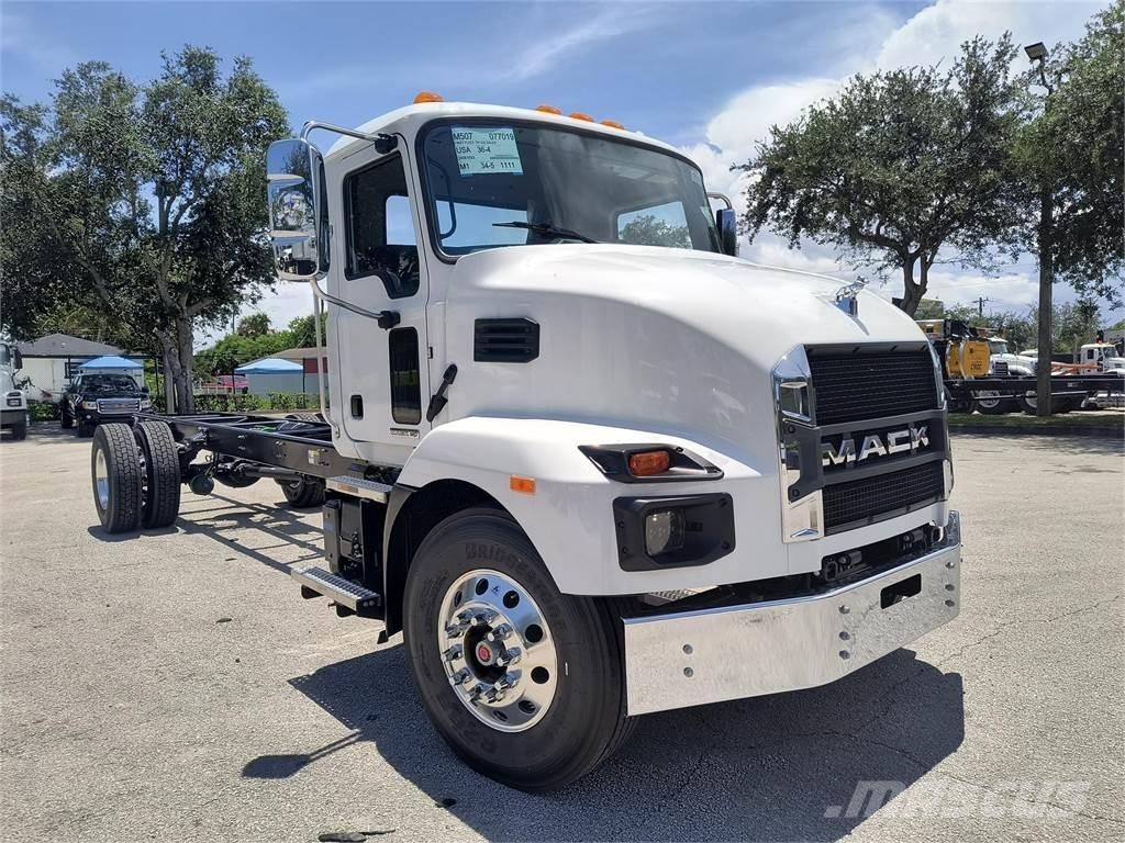 Mack MD7 42R 傾卸式卡車