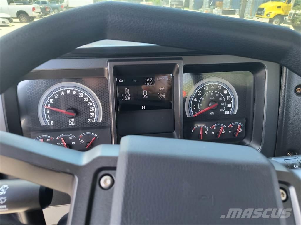 Mack MD7 42R 傾卸式卡車