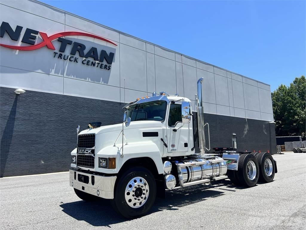 Mack PI64T 曳引機組件