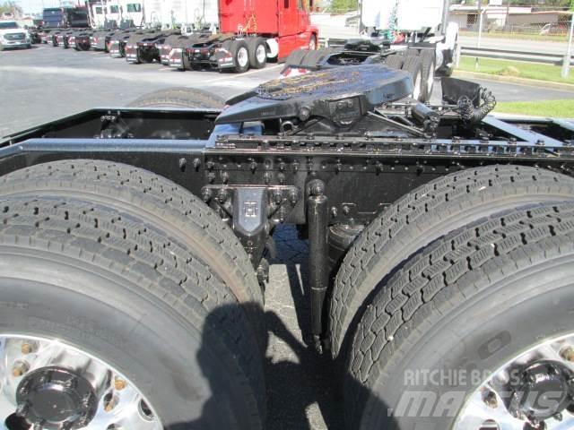 Mack PI64T 曳引機組件