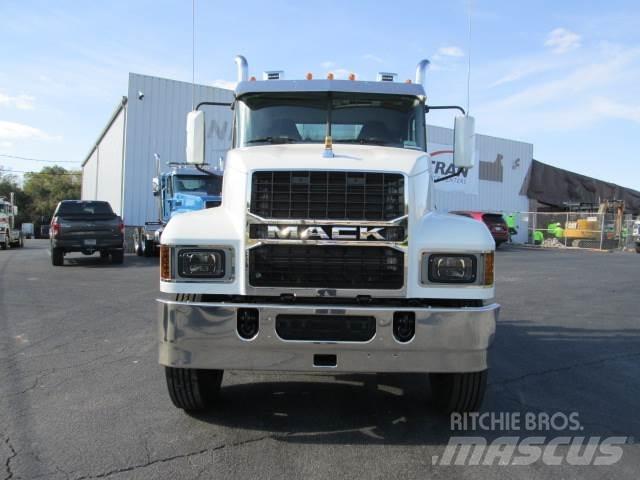 Mack PI64T 曳引機組件