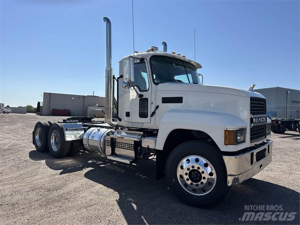 Mack PI64T 曳引機組件