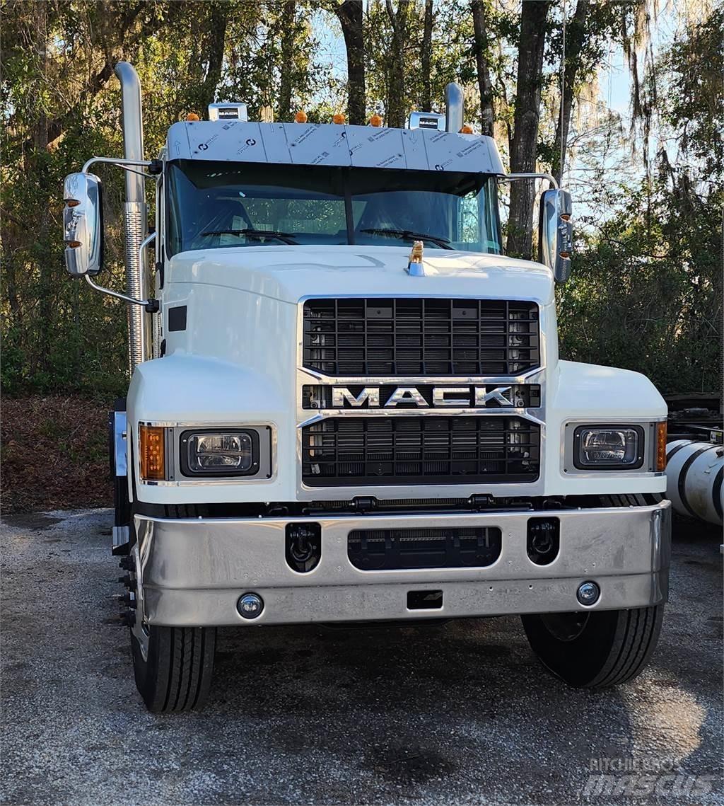 Mack PI64T 曳引機組件