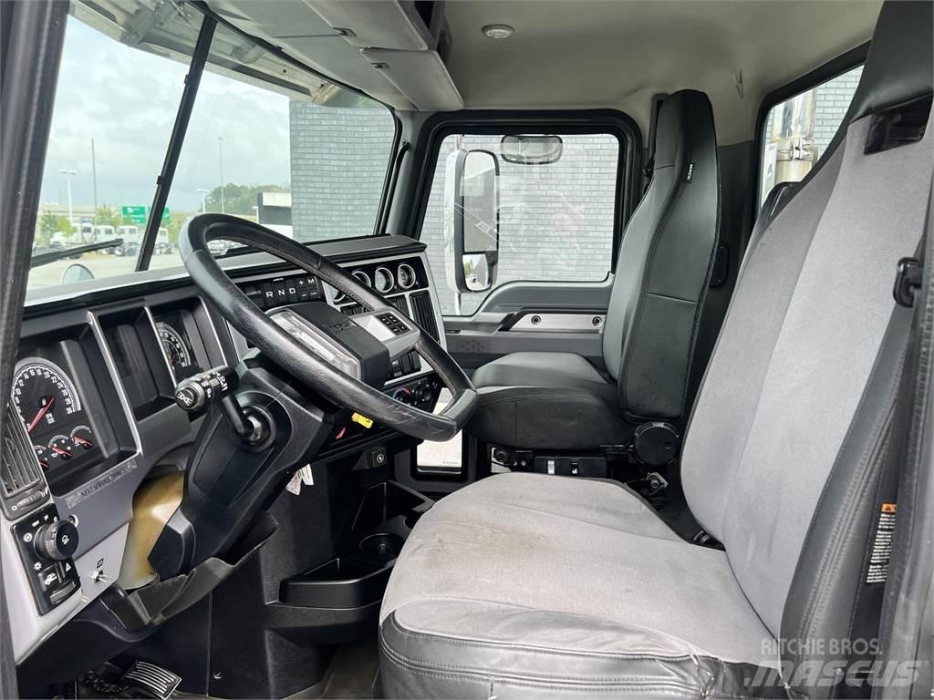 Mack PI64T 曳引機組件