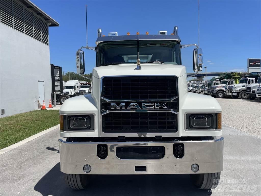 Mack PI64T 曳引機組件