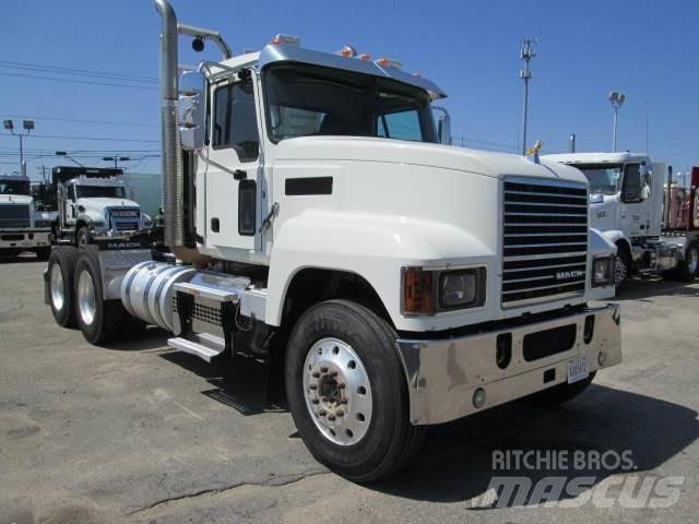 Mack PI64T 曳引機組件