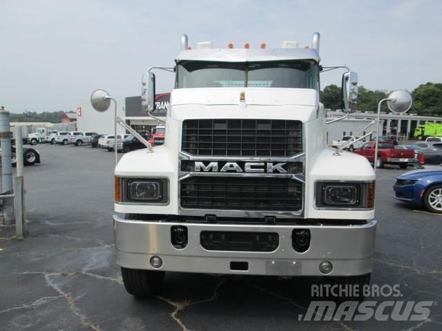 Mack PI64T 曳引機組件