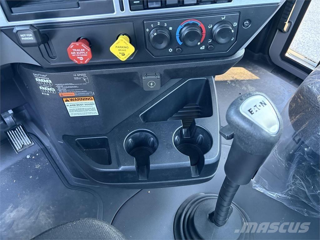 Mack PI64T 曳引機組件
