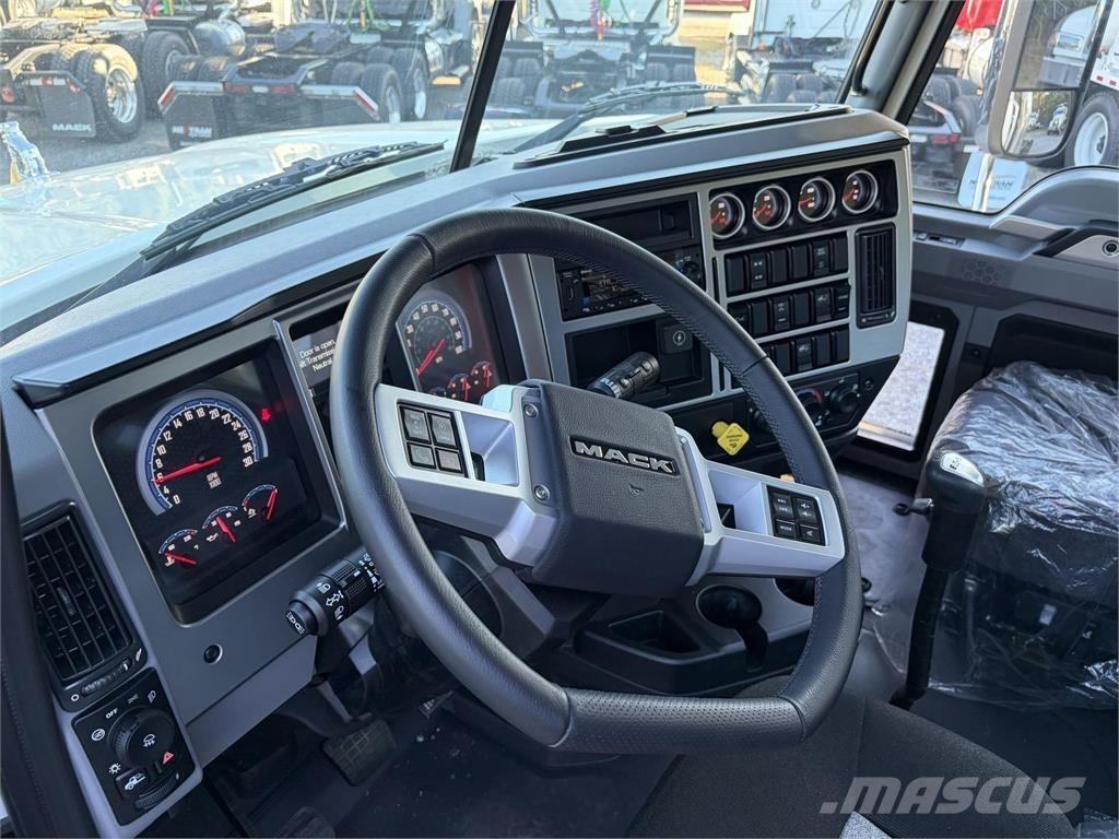 Mack PI64T 曳引機組件