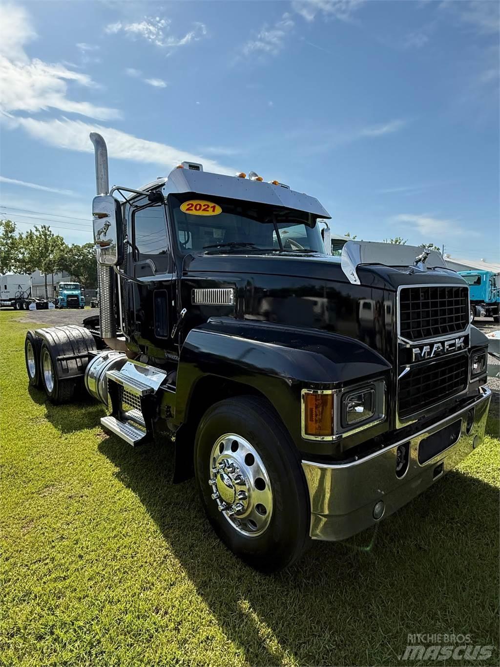 Mack PI64T 曳引機組件