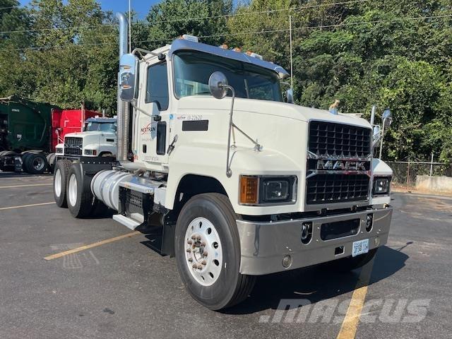 Mack PI64T 曳引機組件