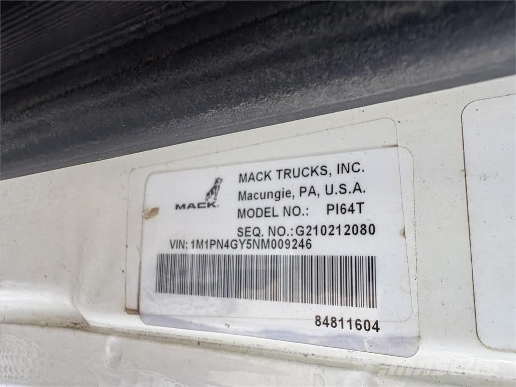 Mack PI64T 曳引機組件