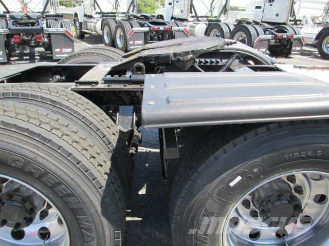 Mack PI64T 曳引機組件