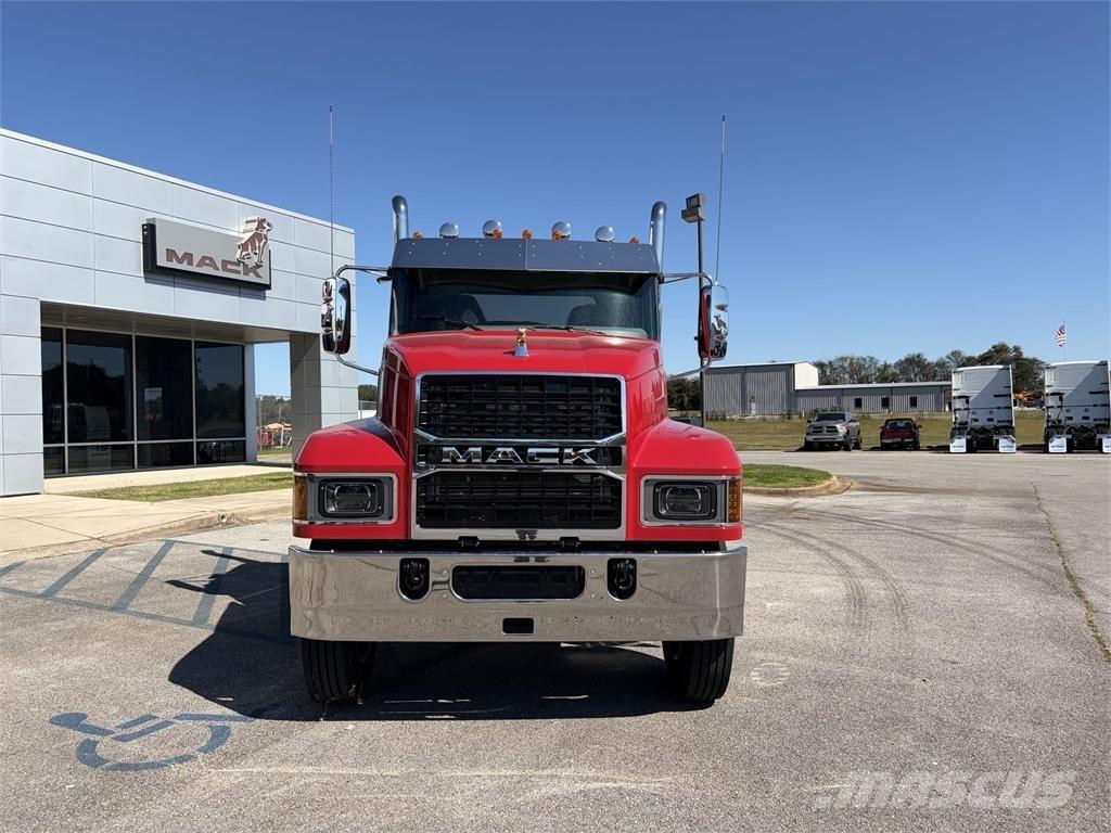 Mack PI64T 曳引機組件