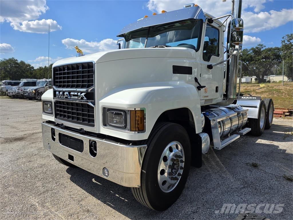 Mack PI64T 曳引機組件