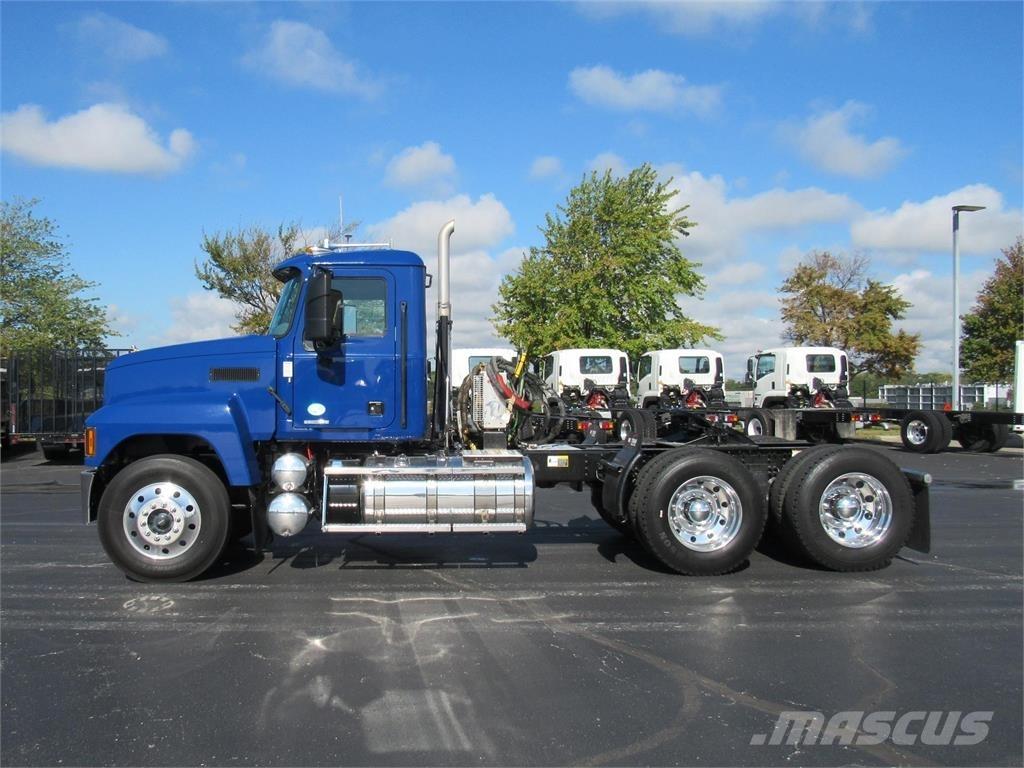 Mack PI64T 曳引機組件