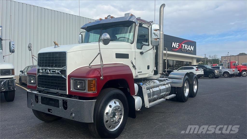Mack PI64T 曳引機組件