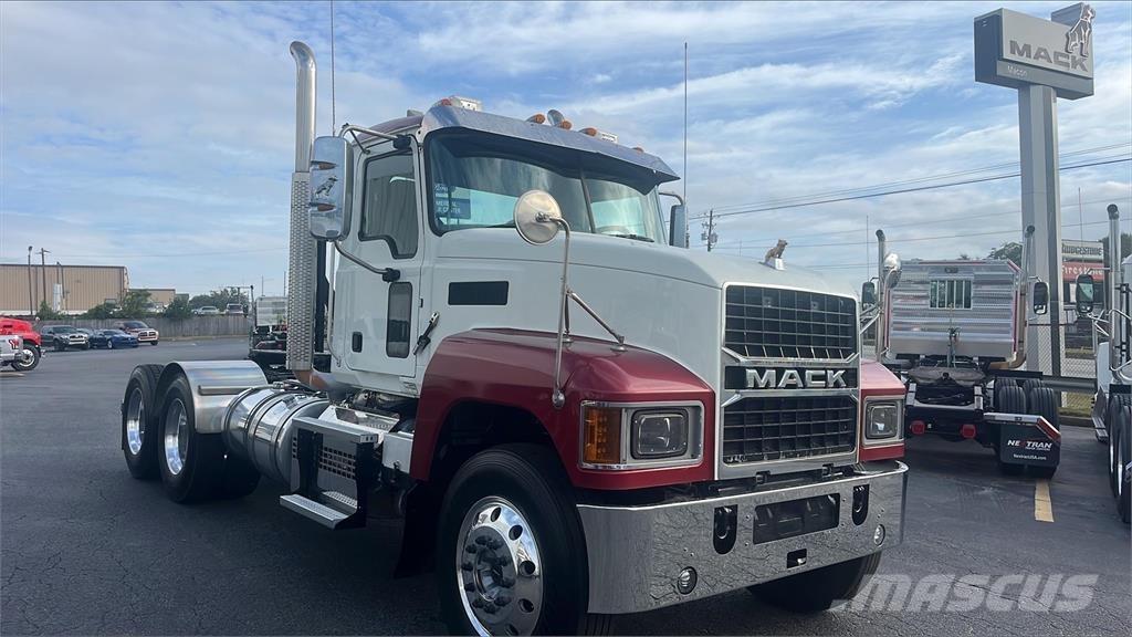Mack PI64T 曳引機組件