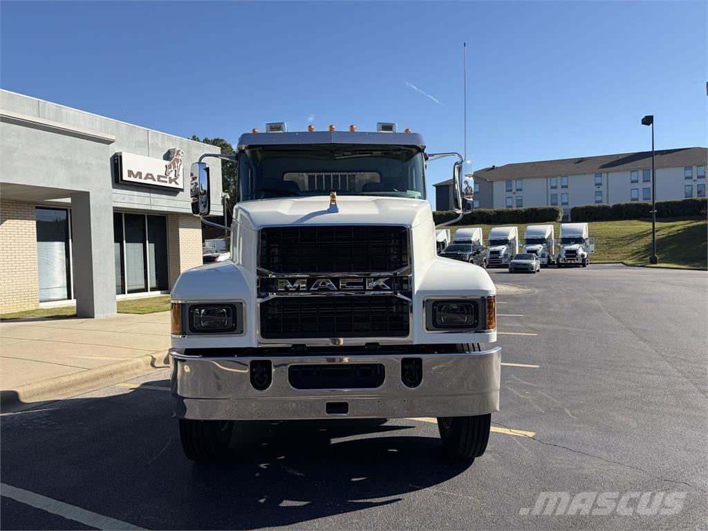 Mack PI64T 曳引機組件