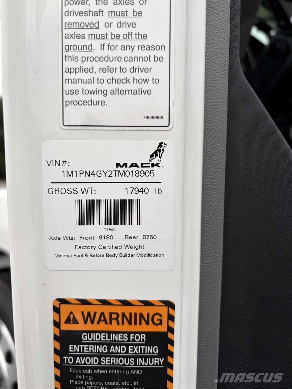 Mack PI64T 曳引機組件