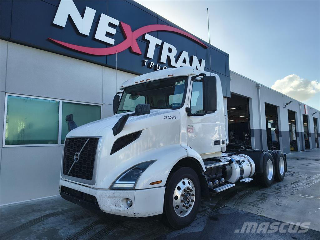 Mack VNR64T300 曳引機組件