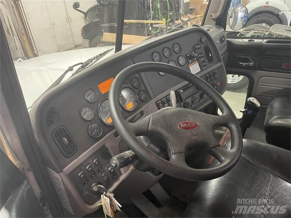 Peterbilt 365 其他貨車