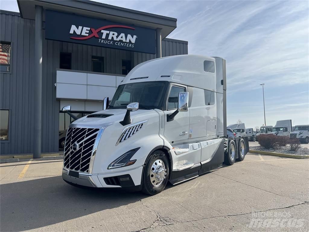 Volvo NEW VNL860 曳引機組件