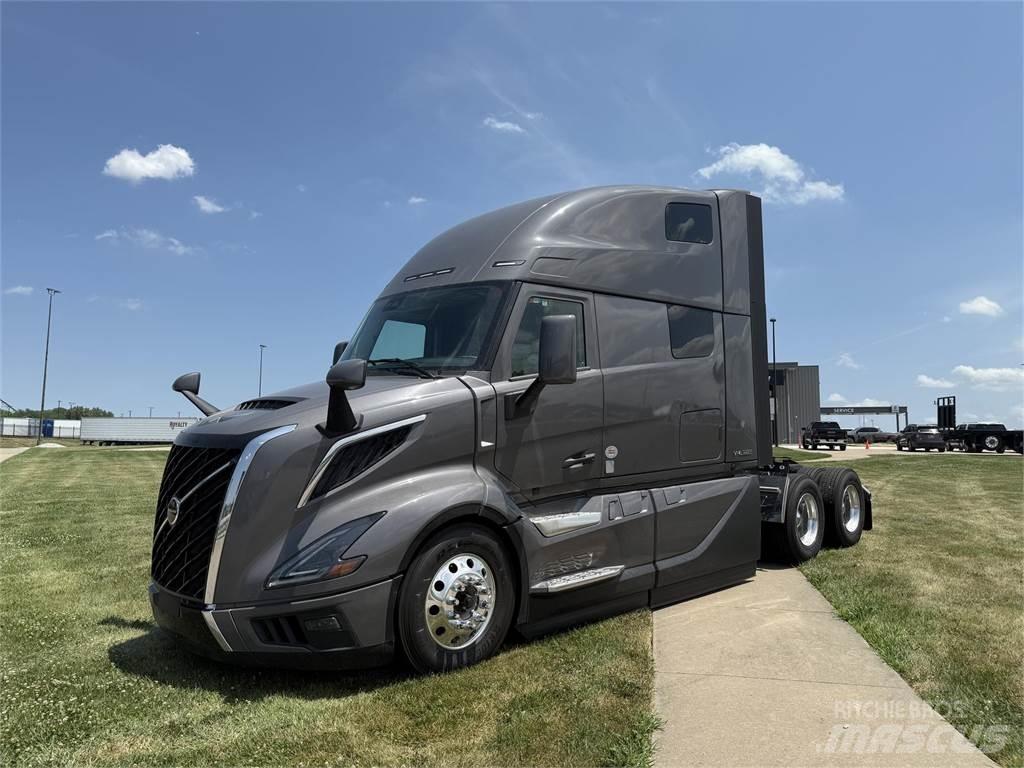 Volvo NEW VNL860 曳引機組件
