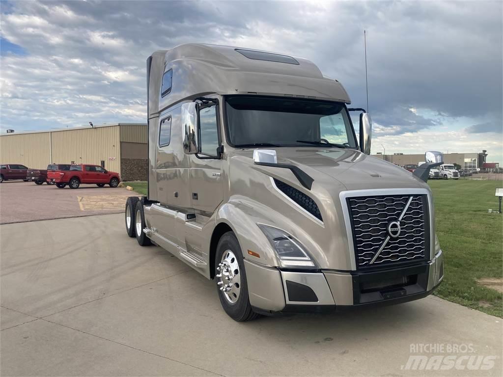 Volvo VN 曳引機組件