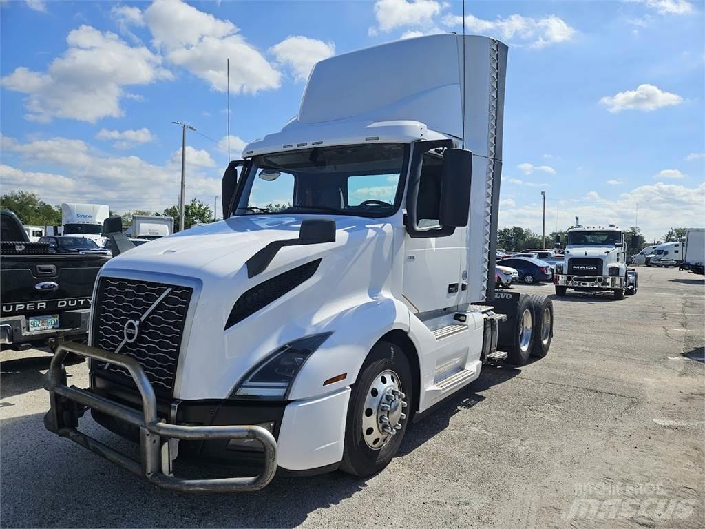 Volvo VNL62T300 曳引機組件