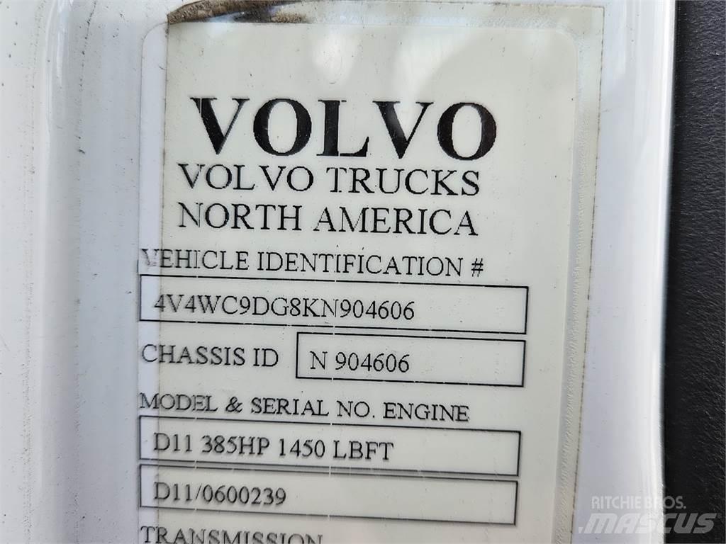 Volvo VNL64T300 曳引機組件