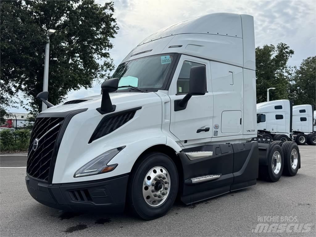 Volvo VNL64T440 曳引機組件