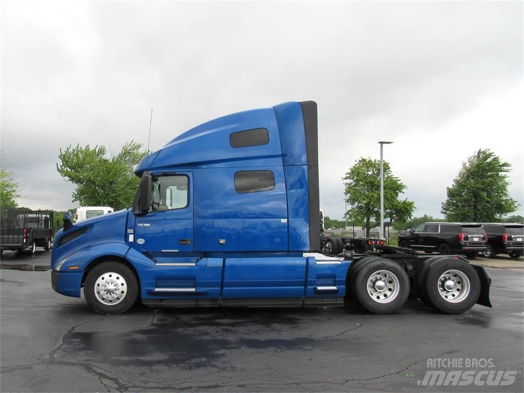 Volvo VNL64T760 曳引機組件