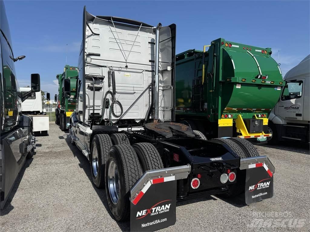 Volvo VNL64T760 曳引機組件