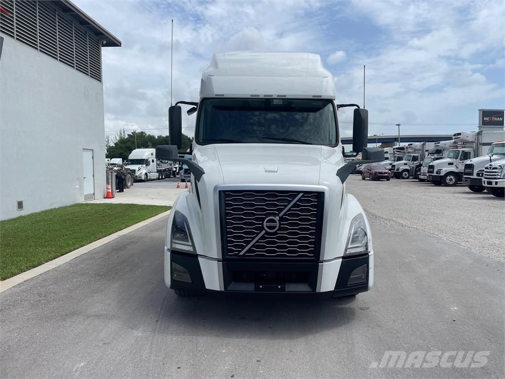 Volvo VNL64T760 曳引機組件