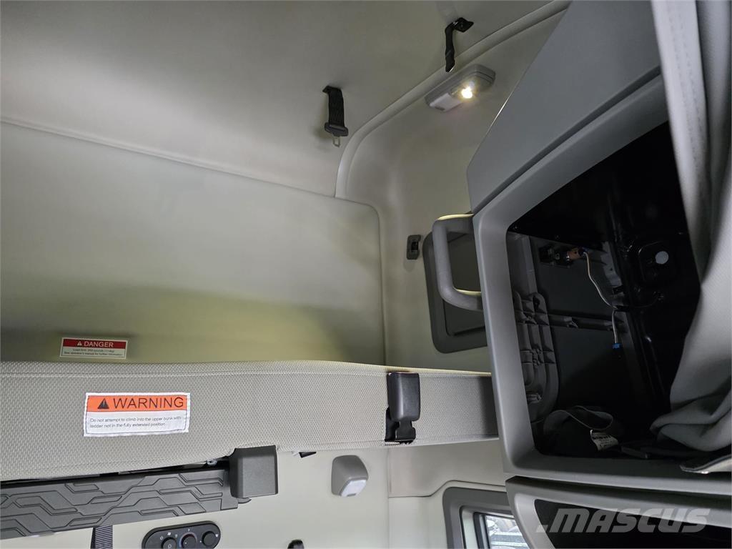 Volvo VNL64T760 曳引機組件